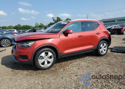 2020 Volvo Xc40 T4 Momentum z USA, uszkodzony, nr VIN YV4AC2HK1L2211114